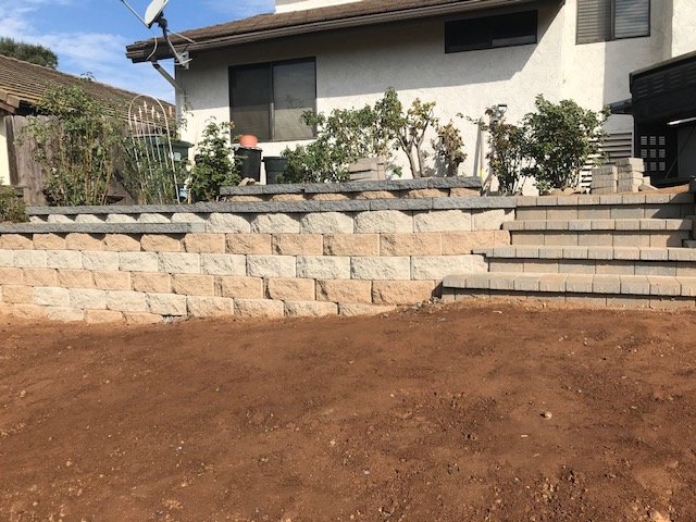 retaining-wall-and-stair-construction-after